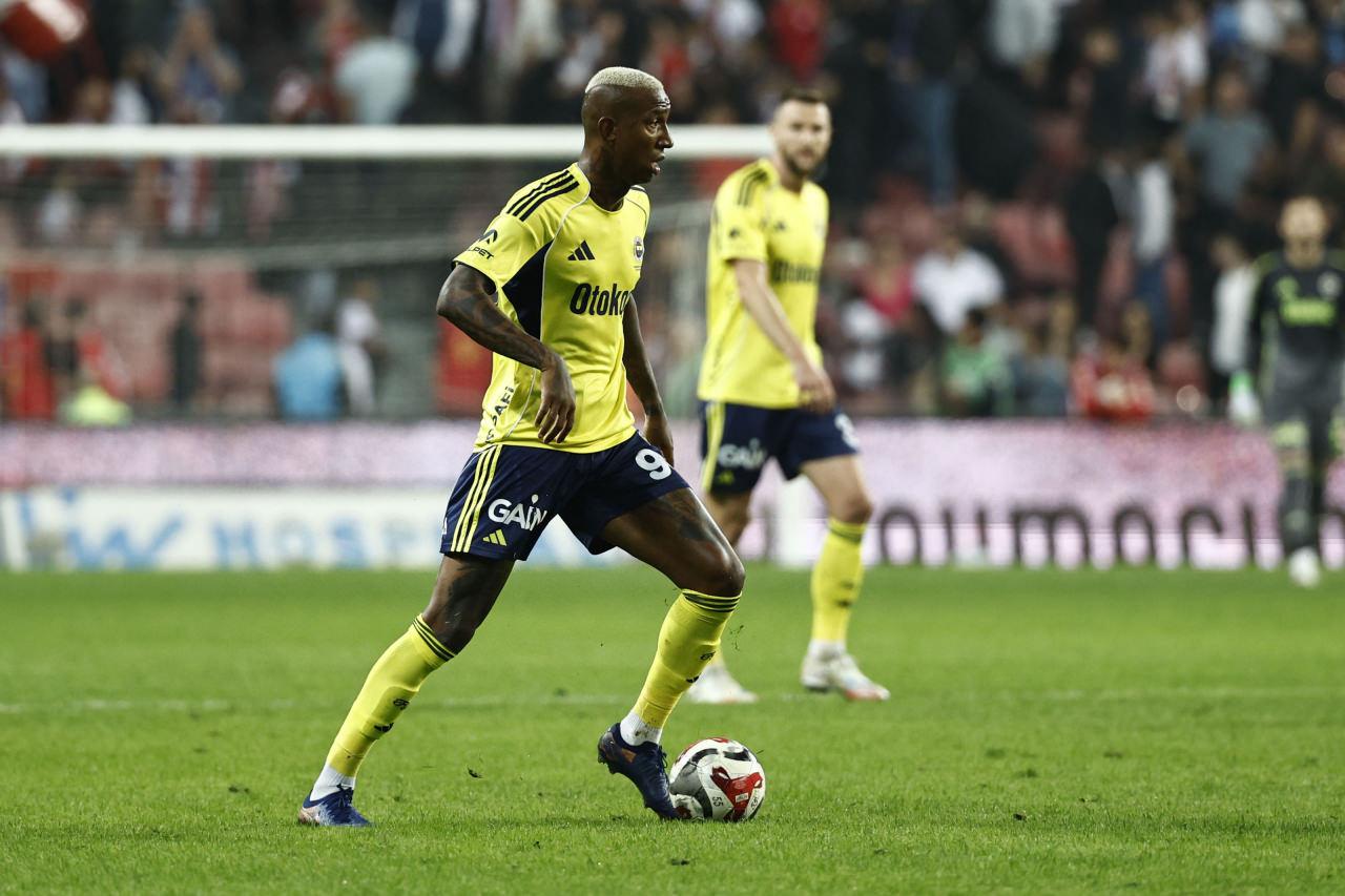 Anderson Talisca, Fenerbahçe formasıyla Samsunspor karşısında, 5 Ekim 2025