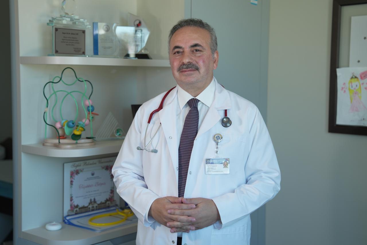 Medipol Acıbadem Bölge Hastanesi’nden Çocuk Sağlığı ve Hastalıkları Uzmanı Doç. Dr. Yakup Çağ,