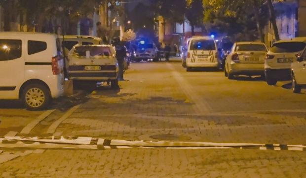 Esenyurt'ta sokakta yürüyen 4 arkadaşa silahlı saldırı: 1 ölü, 3 yaralı