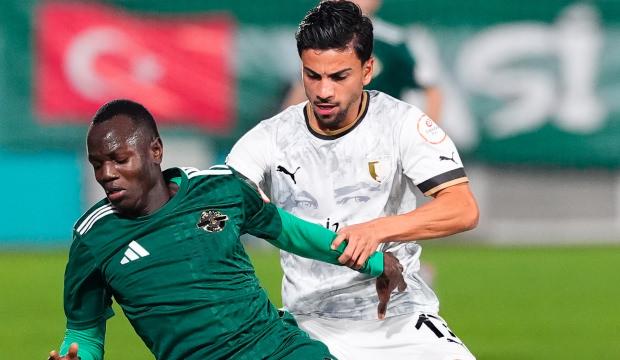 Kritik maçta puanlar paylaşıldı! Averaj farkıyla lider oldular