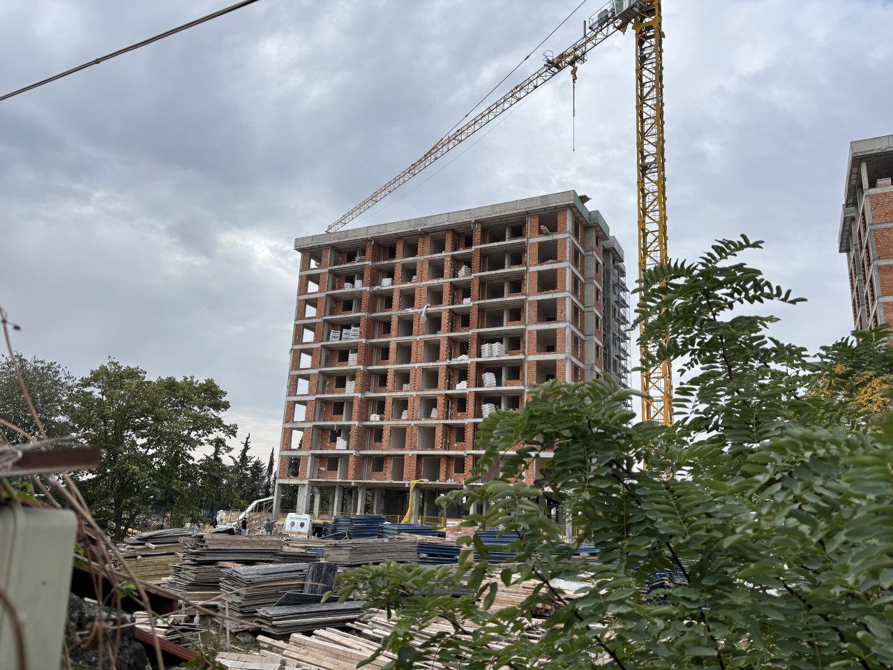 O.Y.(25) isimli işçinin düştüğü inşaat.