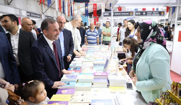 Sultanbeyli Kitap Fuarı kapılarını açtı