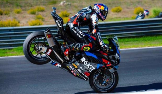 Toprak Razgatlıoğlu, 3. kez d&uuml;nya şampiyonu olmak i&ccedil;in gaza basacak