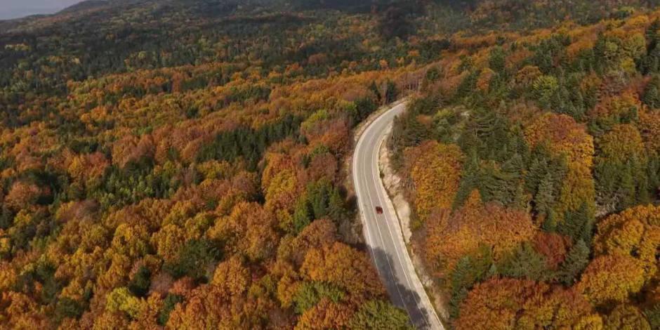 Uludağ&rsquo;dan muhteşem sonbahar manzaraları: Dronla g&ouml;r&uuml;nt&uuml;lendi