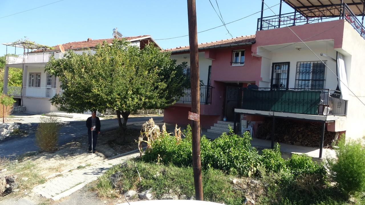 Nurettin Kapla'a ait bahçe.