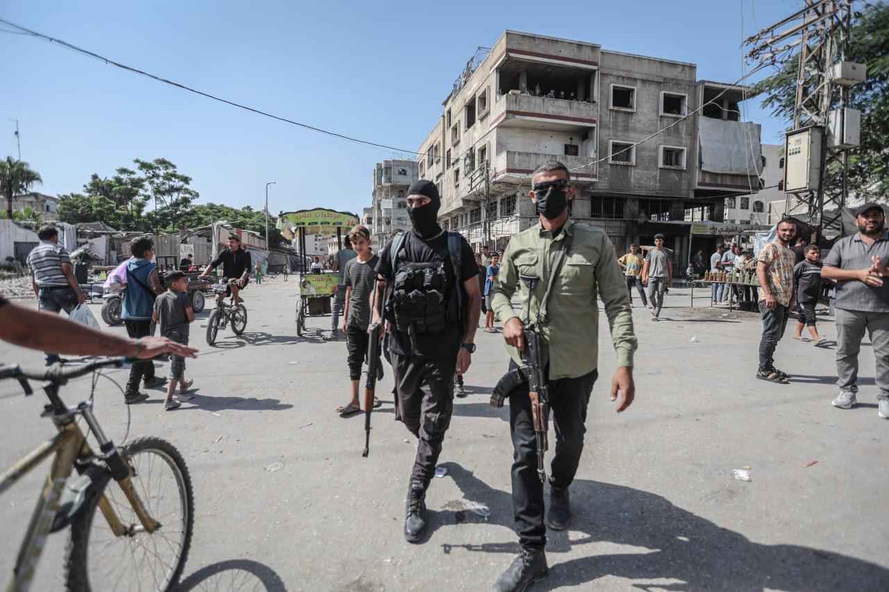 Gazze'de asayişi sağlayan Hamas unsurları