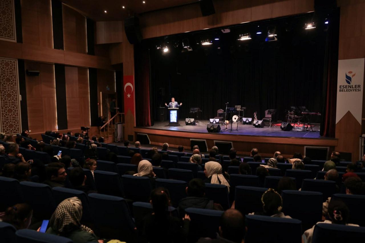  Esenler Belediyesi Sanat Evi (ESEV), 2025-2026 sezonu açılış programı gerçekleşti.