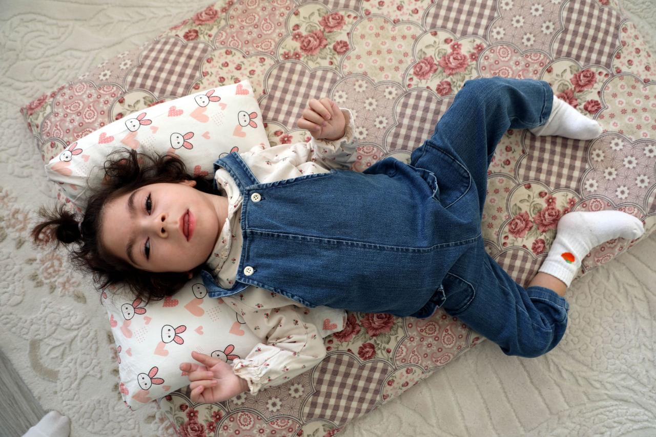 Deniz Esin (4)