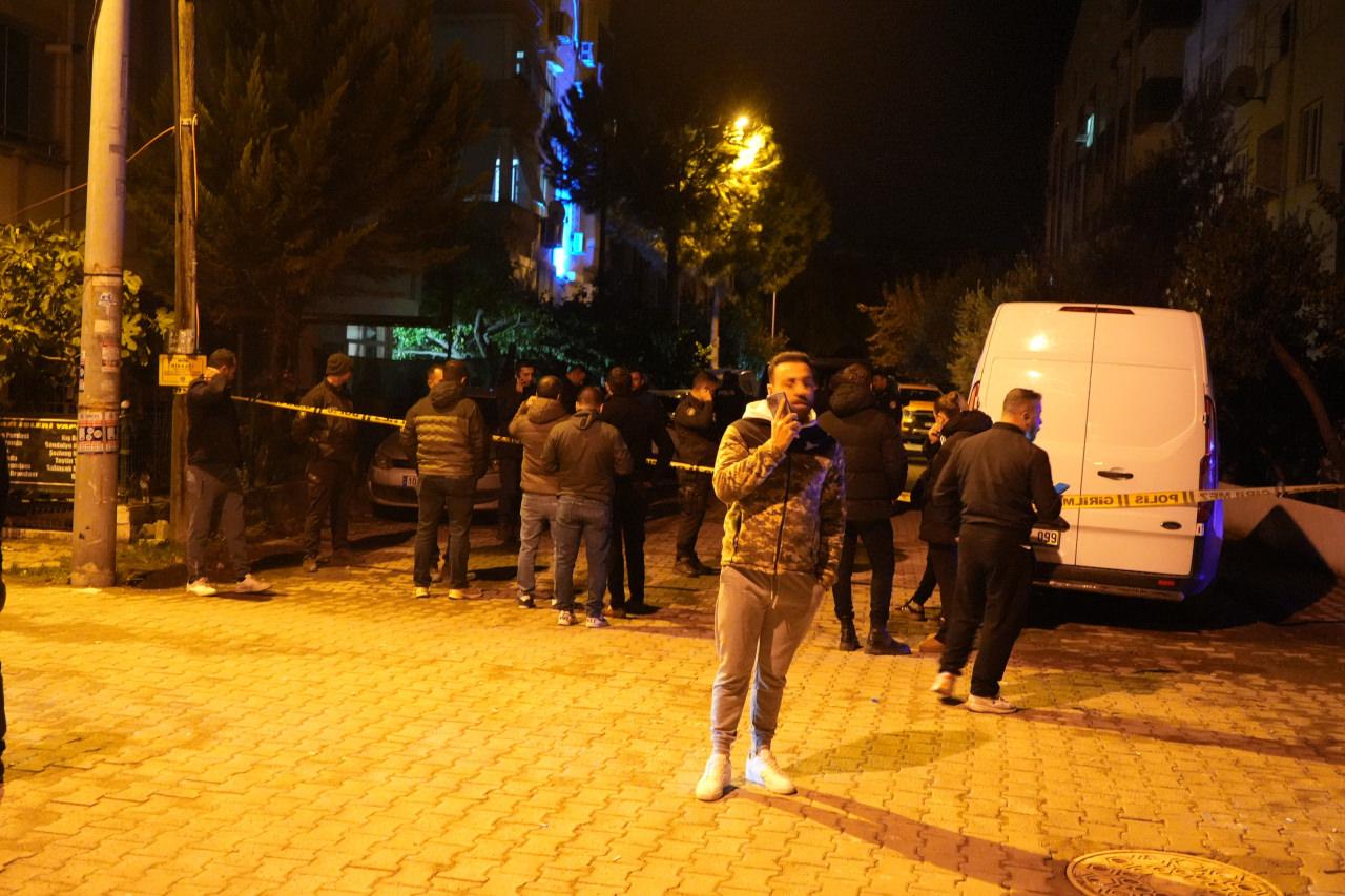 Olay yerine çak sayıda ekip sevk edildi. 