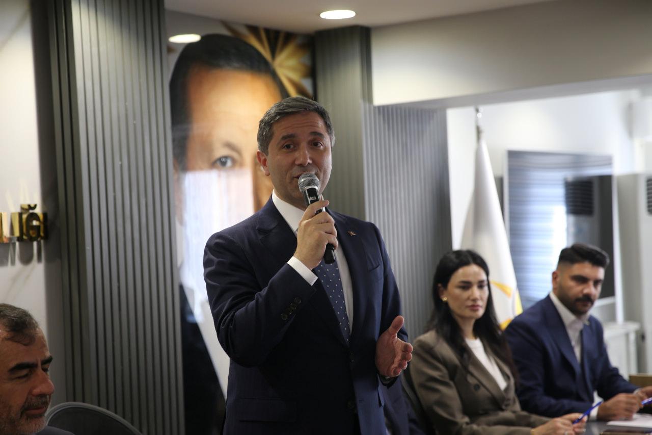 AK Parti Genel Başkan Yardımcısı Zafer Sırakaya