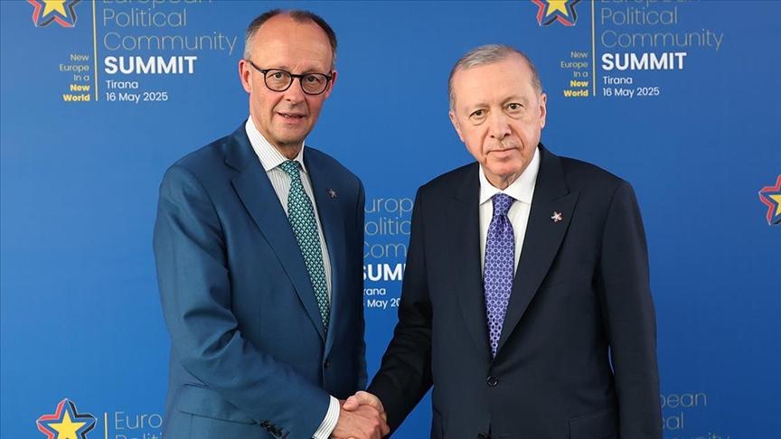 Cumhurbaşkanı Erdoğan, Avrupa Siyasi Topluluğu 6. Zirvesi Genel Oturumu