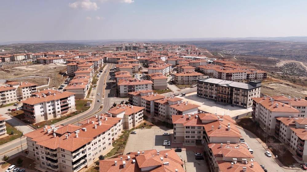 Geçtiğimiz yıllarda 2+1 evler 12 bin TL civarı iken bu sene 14-15 bin TL civarı oldu.