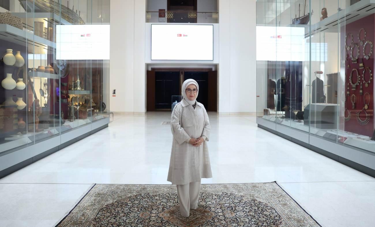 Emine Erdoğan, Umman'daki Ulusal Müze'yi ziyaret etti!