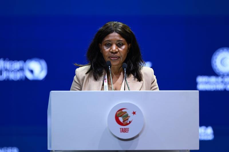 Francisca Tatchouop Belobe: Madenlerimizi Türkiye işletsin