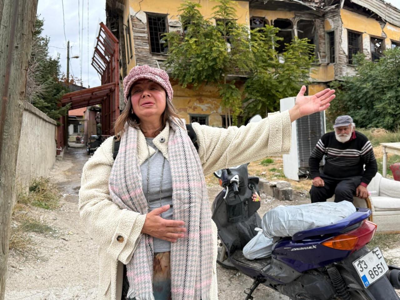  İsmail Şenkan ve kiracısı Nilüfer Baykara