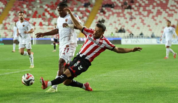 Süper Lig'in 2 efsanesi 1. Lig'de kapıştı! 1 puan 90+2'de geldi