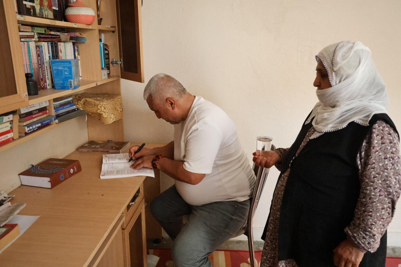 Abdulvahap Demircan ve annesi.