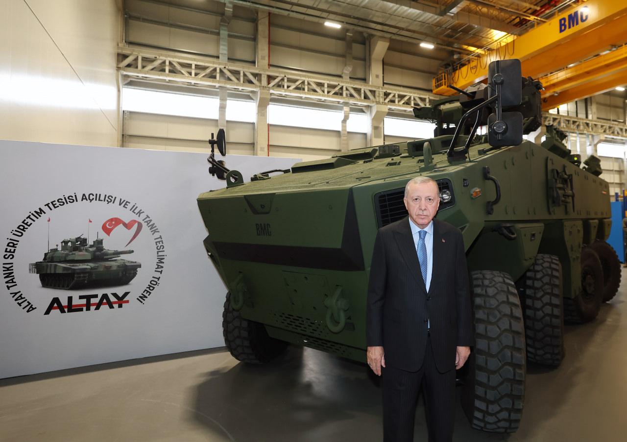Cumhurbaşkanı Erdoğan Altay Tankı ile