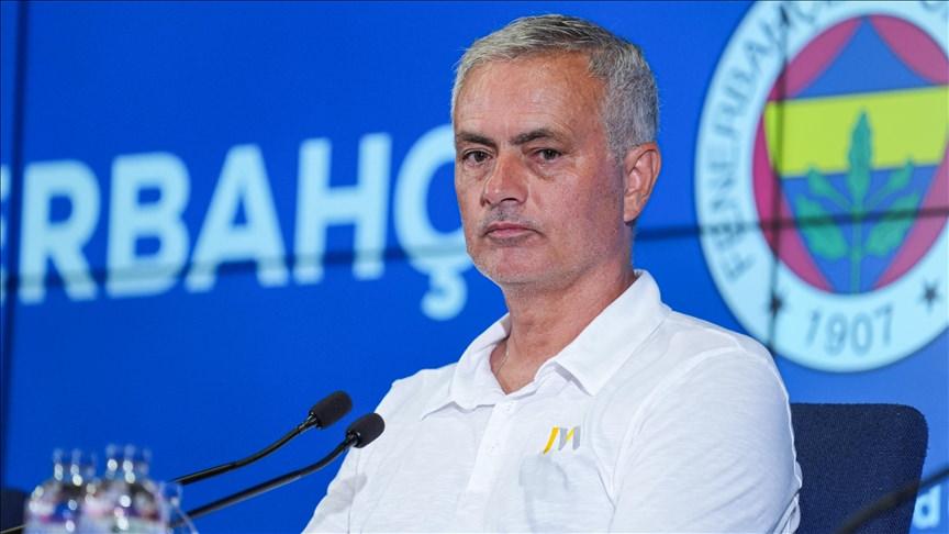 Benfica Teknik Direktörü Jose Mourinho