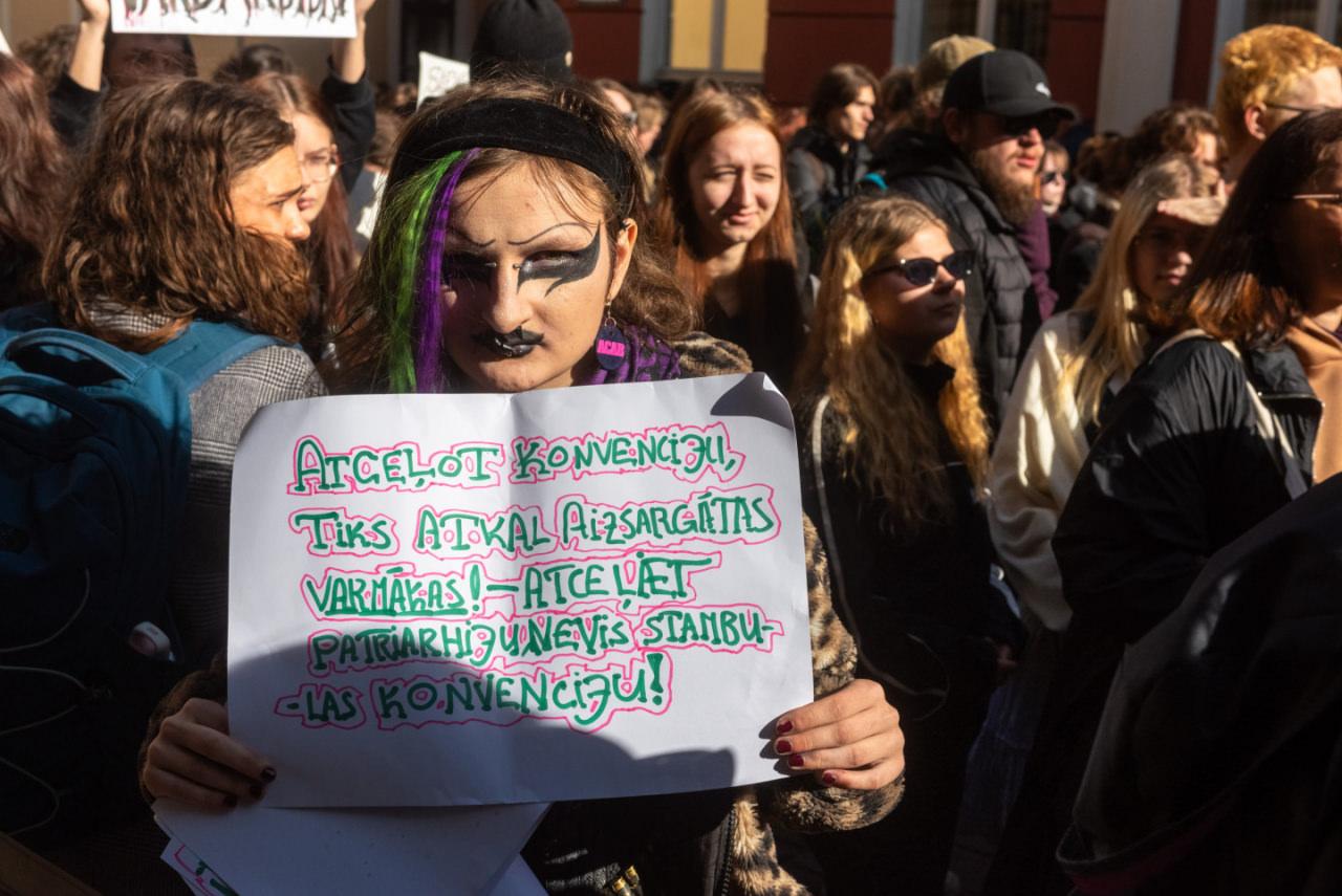 Letonya'da İstanbul Sözleşmesi yanlısı eylemden