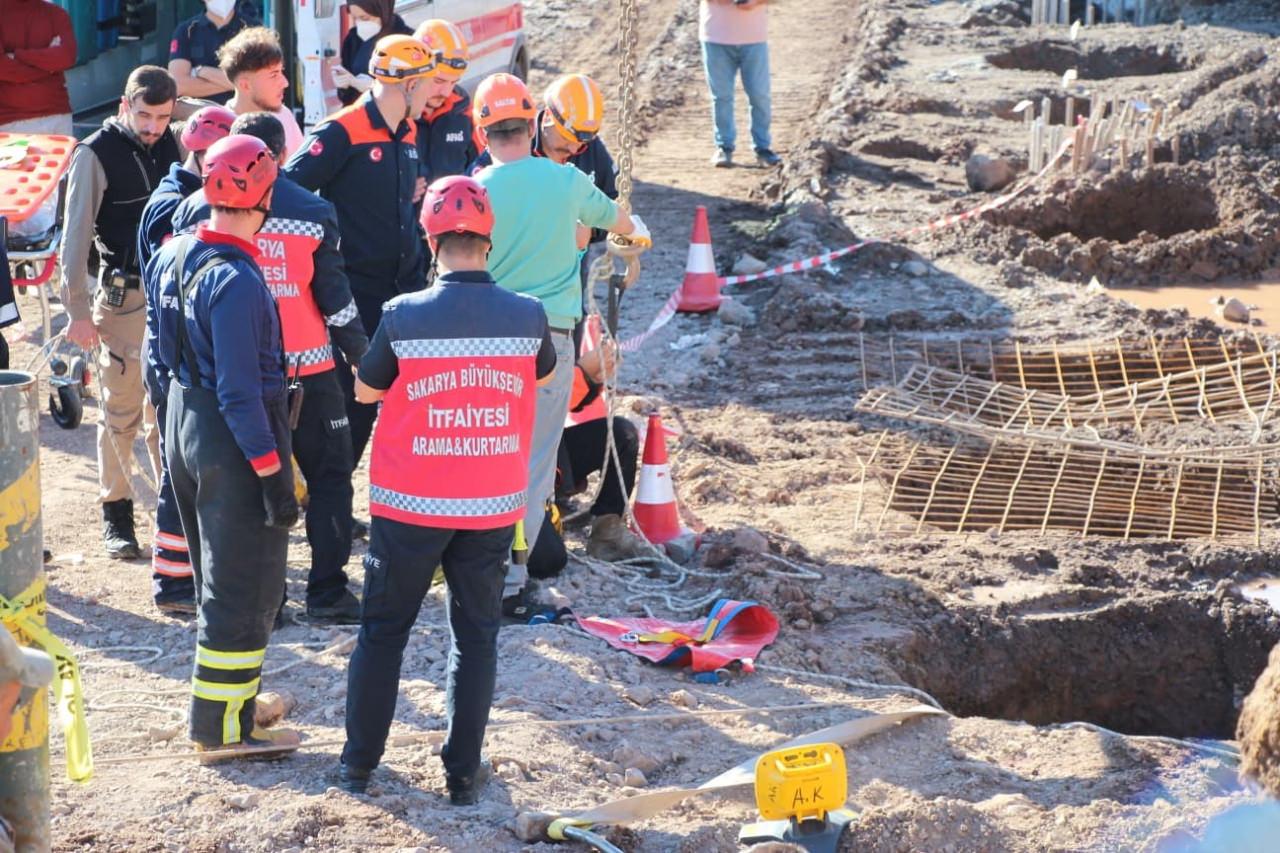Bölgeye çok sayıda ekip gönderildi.
