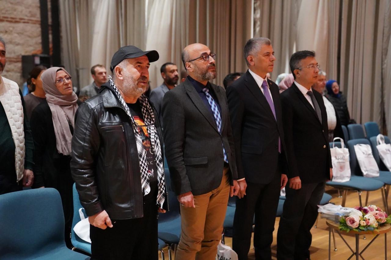 Etkinliğin açılışında İstiklal Marşı okundu.