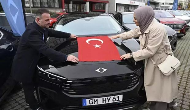 Almanya'da Togg gururu! "Mercedes'imi Togg’u alabilmek için geri verdim"