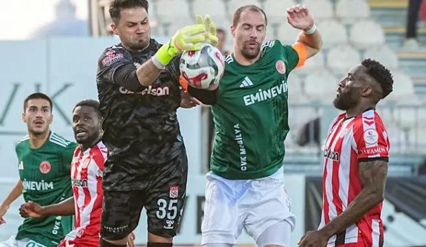 Hoca değişikliği de çare olmadı! 9 kişiyle 1-0 kaybettiler