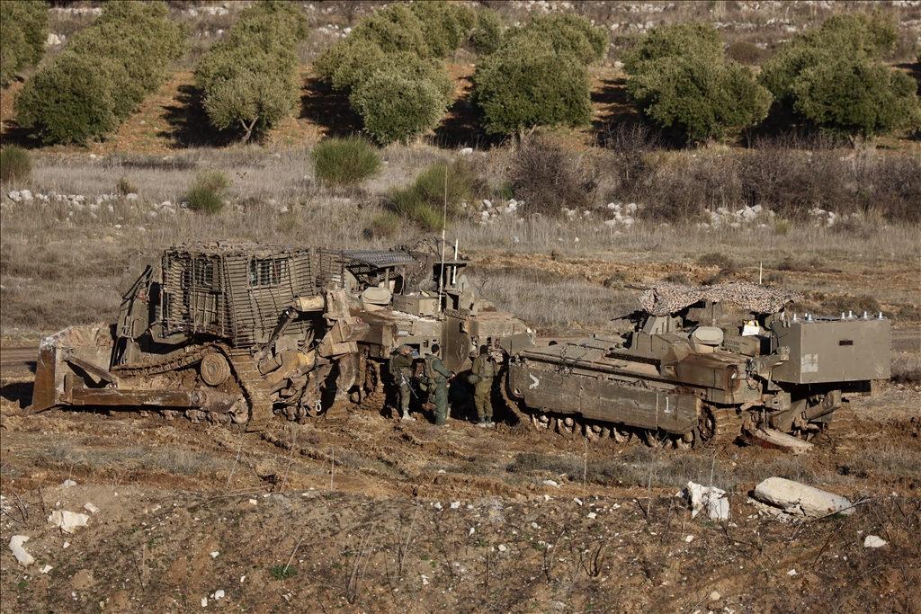 Golan Tepeleri'nde İsrail askerleri