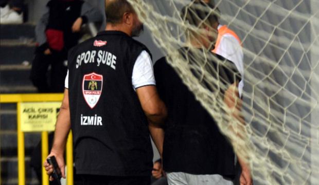 İzmir derbisinde saldırı: Bir taraftar hastaneye kaldırıldı