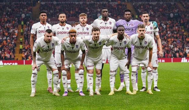 Trabzonspor'da sakatlık şoku! Maçı yarıda bıraktı