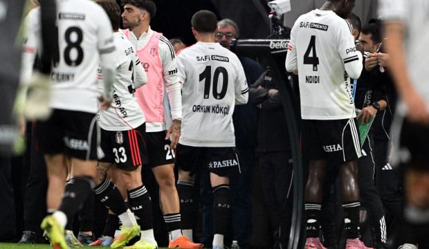 273 maçta sadece 1 kez atılan yıldız, Süper Lig'de kart rekorunu kırdı