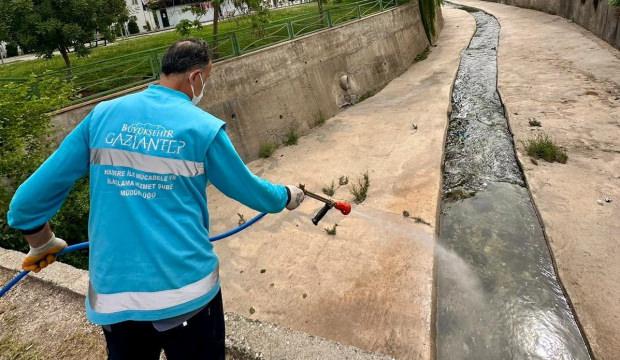 Gaziantep Büyükşehir'den ilaçlama çalışması 