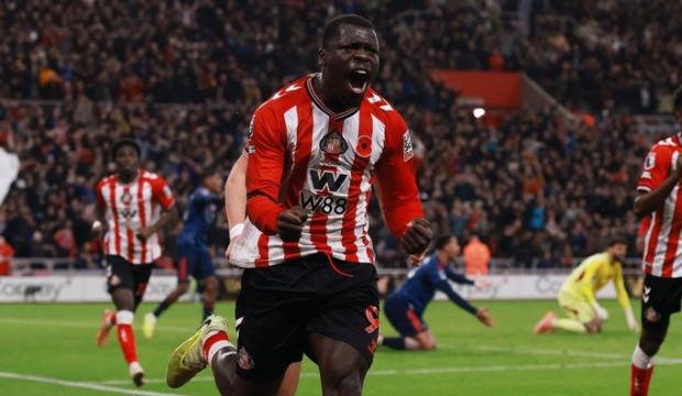 42 gündür gol yemeyen Premier Lig devi 90+4'te yıkıldı