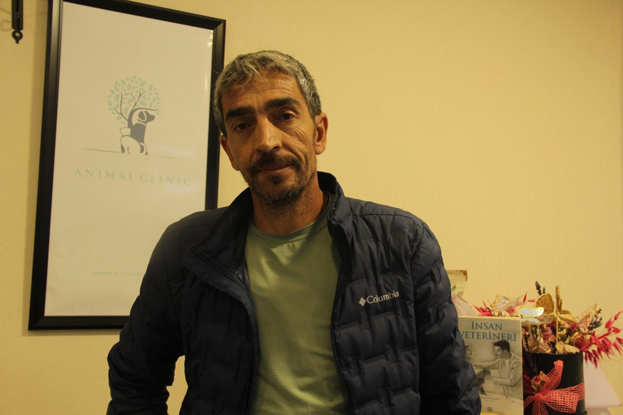 Kasım'ı bulan ve sahiplenen Ahmet Kuzu.