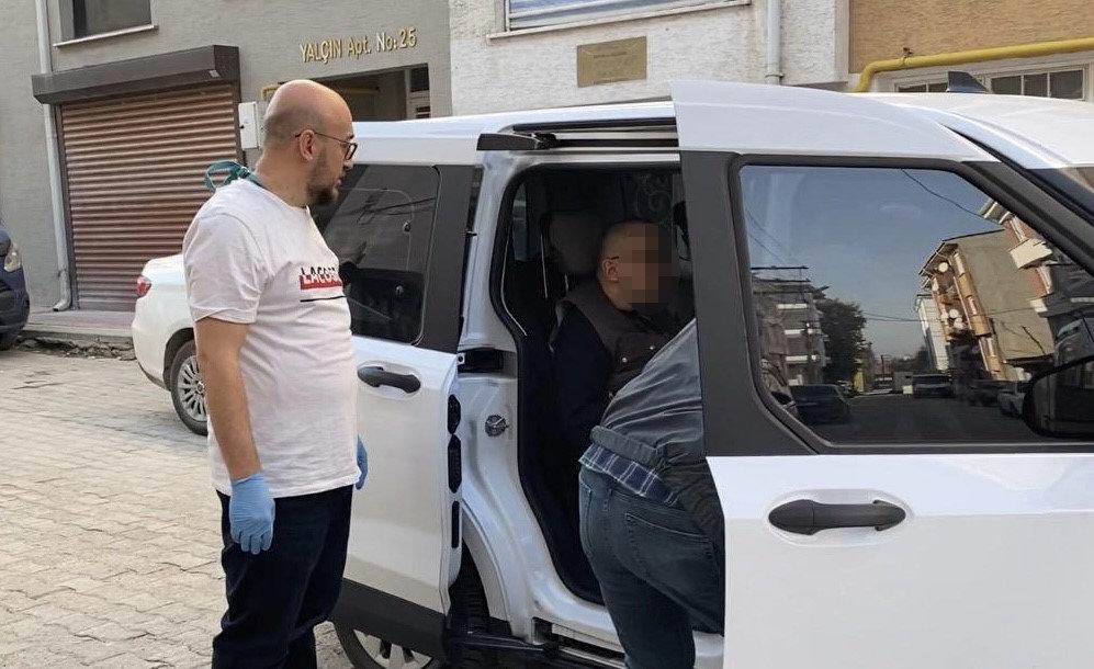 Olayda Safiye Y.'nin özel gereksinimli oğlu U.Y. işlemleri için emniyete götürüldü.