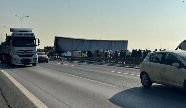 Anadolu Otoyolu'nda kaza: Yol kapandı!