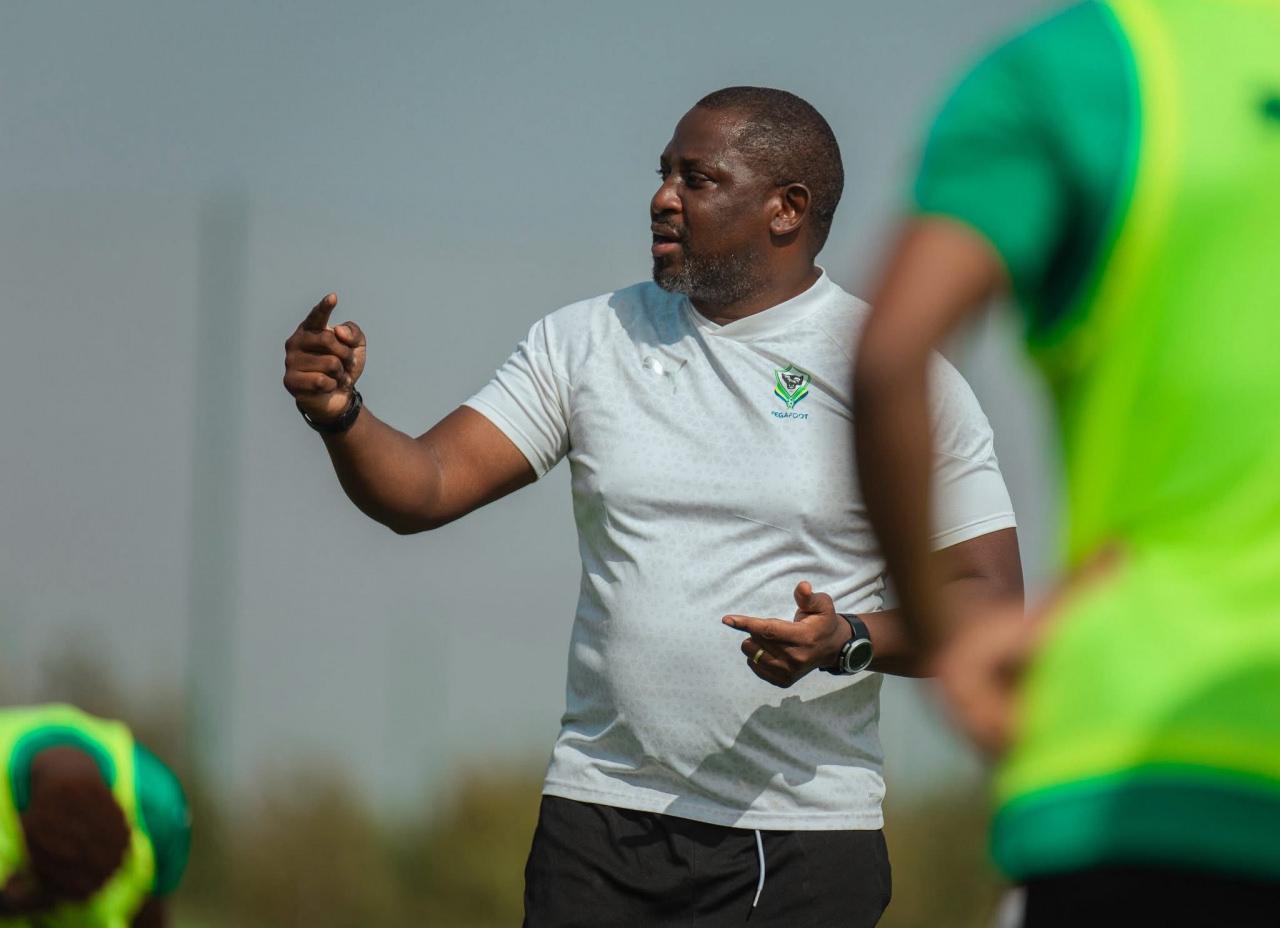 Gabon Teknik Direktörü Thierry Mouyuma