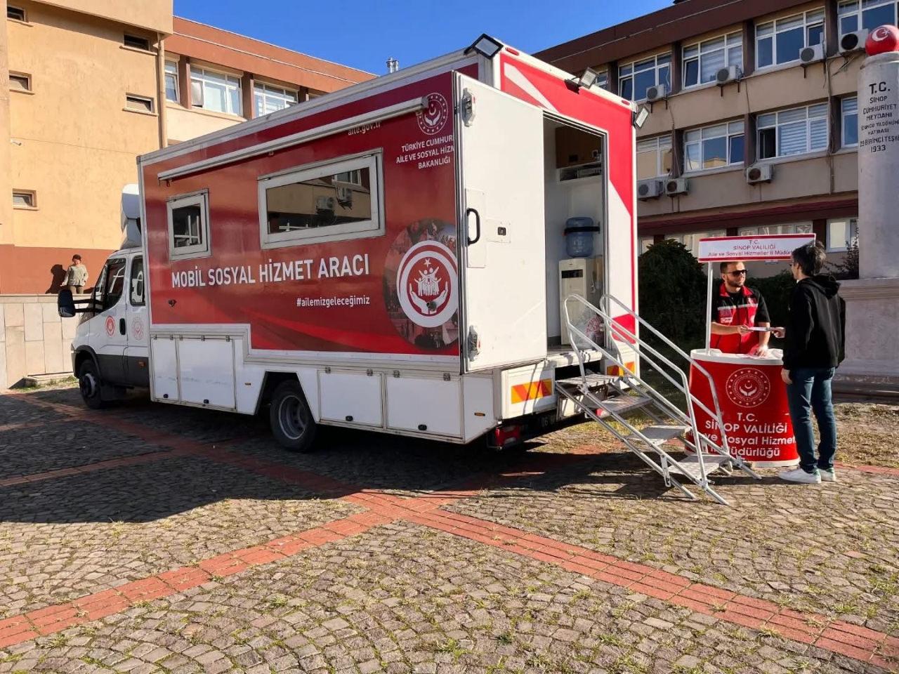 Mobil Sosyal Hizmet Aracı