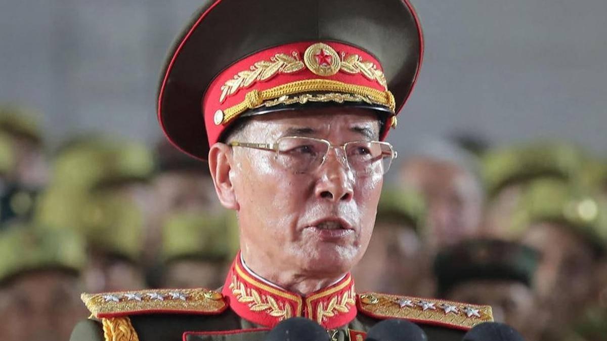 Kuzey Kore Savunma Bakanı No Kwang Chol