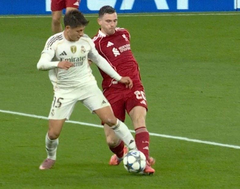 Arda Güler ve Robertson