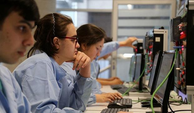 'Okul' deyip geçmeyin! Meslek liselerinden 2024'te dev gelir