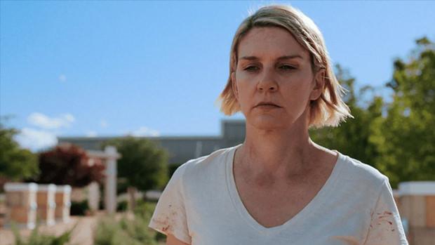 Pluribus dizisindeki Carol Sturka karakterini canlandıran Rhea Seehorn