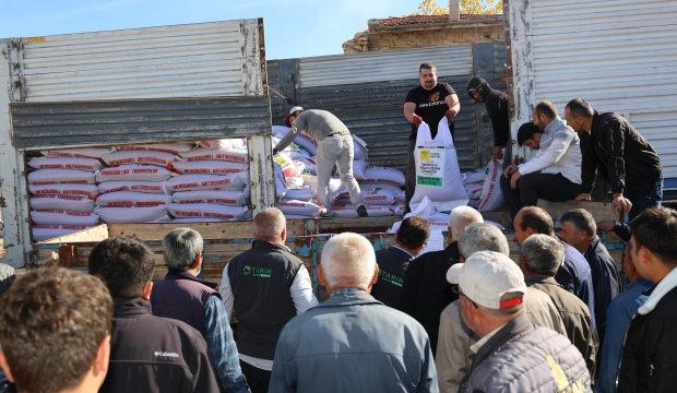 Konya Büyükşehir'den çiftçiye kuraklığa dayanıklı tohum desteği 