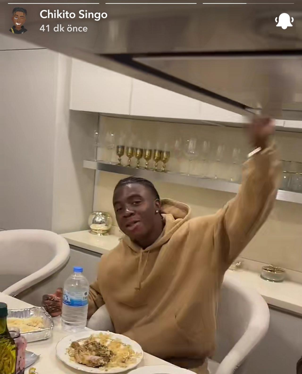 Wilfried Singo'nun Snapchat gönderisi.