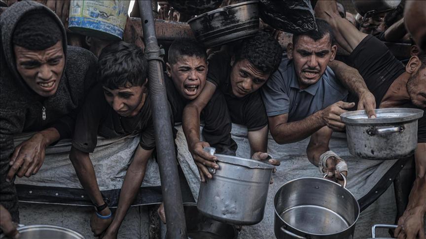 Açlıkla mücadele sürüyor