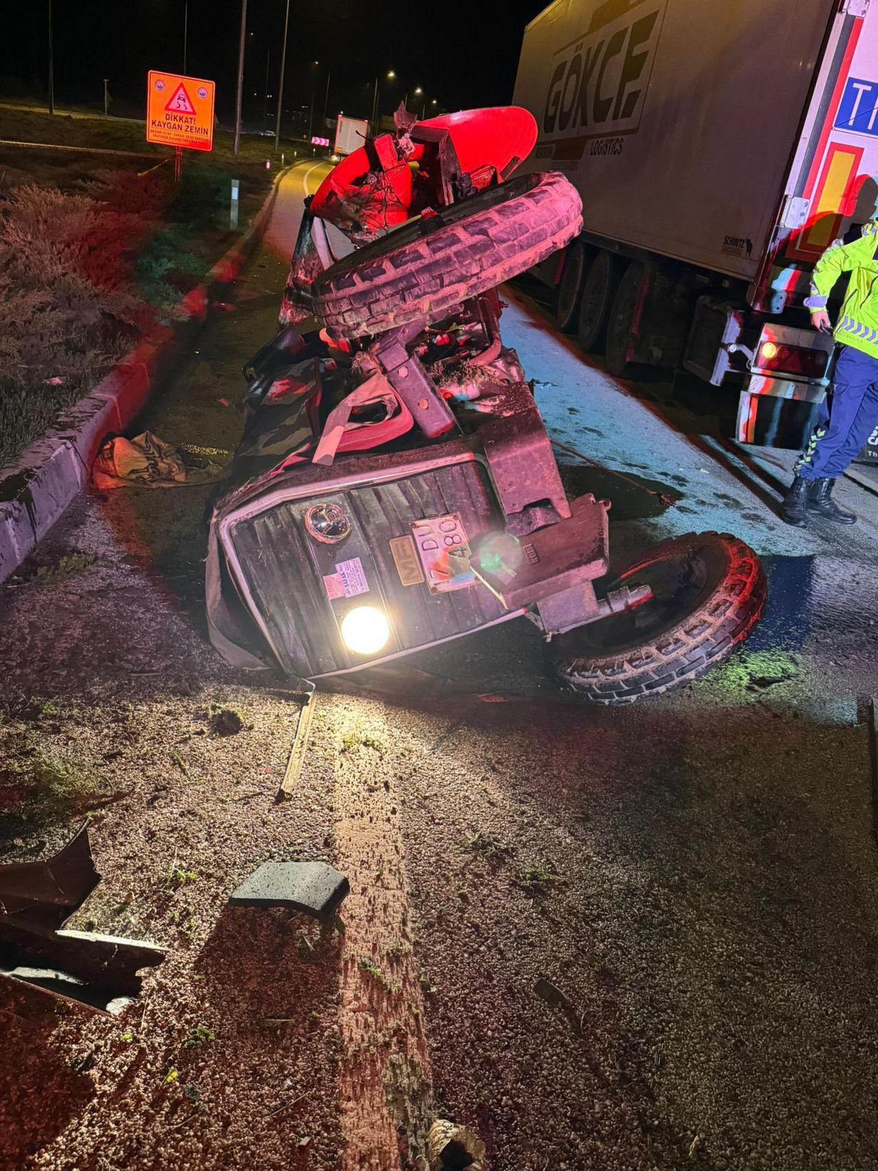 Feci kazada 2 kişi hayatını kaybetti.