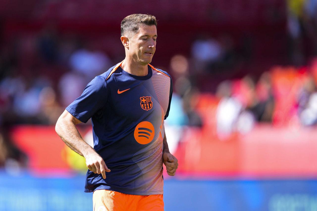 Robert Lewandowski, Barcelona'nın Sevilla'ya 4-1 mağlup olduğu LaLiga maçında, 5 Ekim 2025