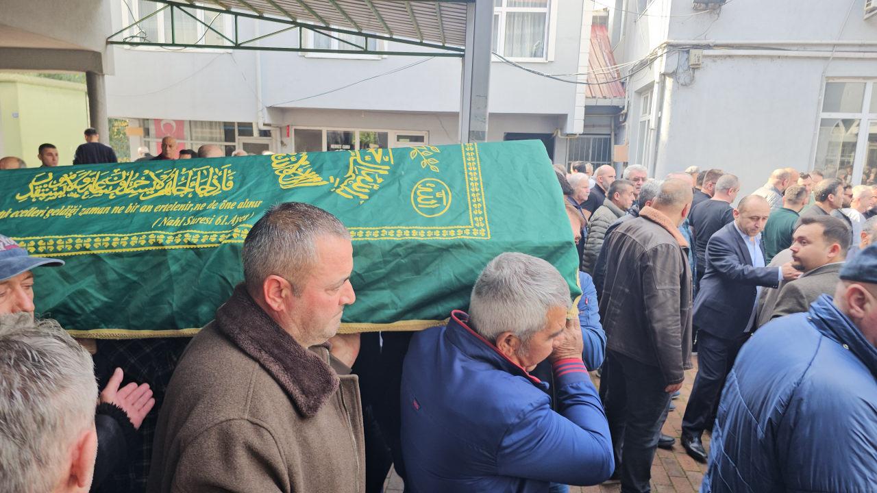 Burhanettin Şen (75) toprağa verildi.