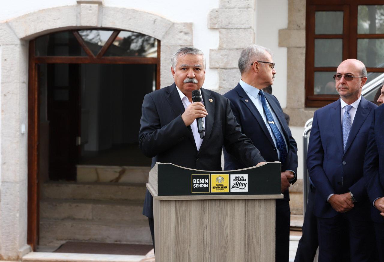 AK Parti Konya Milletvekili Latif Selvi